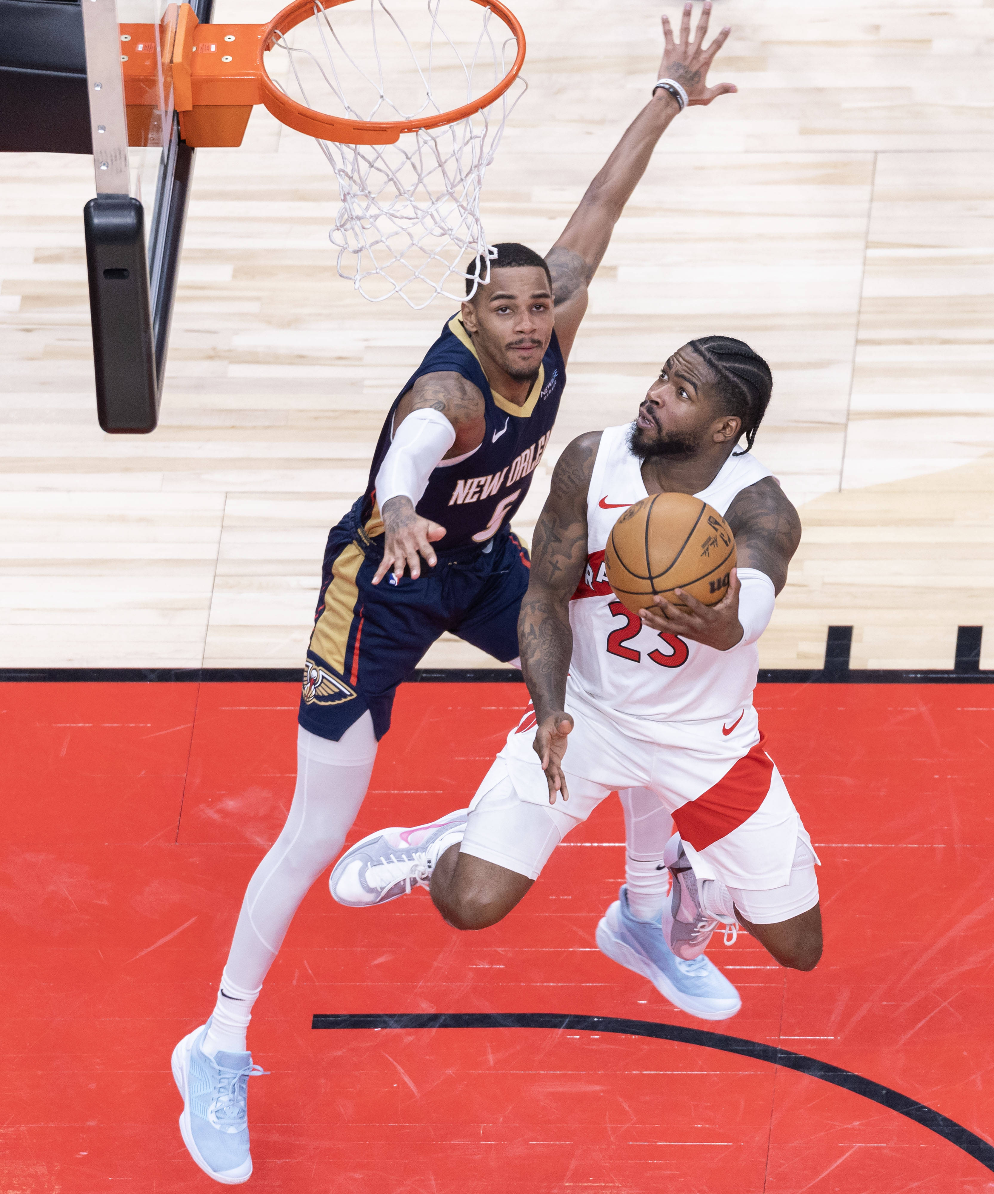 包含NBA总决赛东区半决赛猛龙求生欲的词条