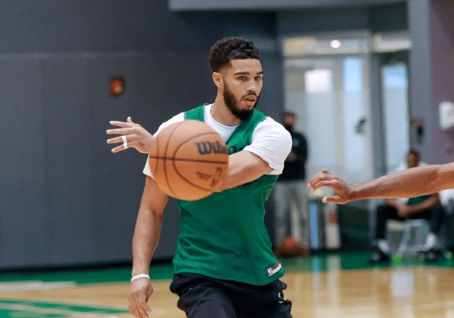 开云体育-南汉普顿客场逆转，取得重要胜利