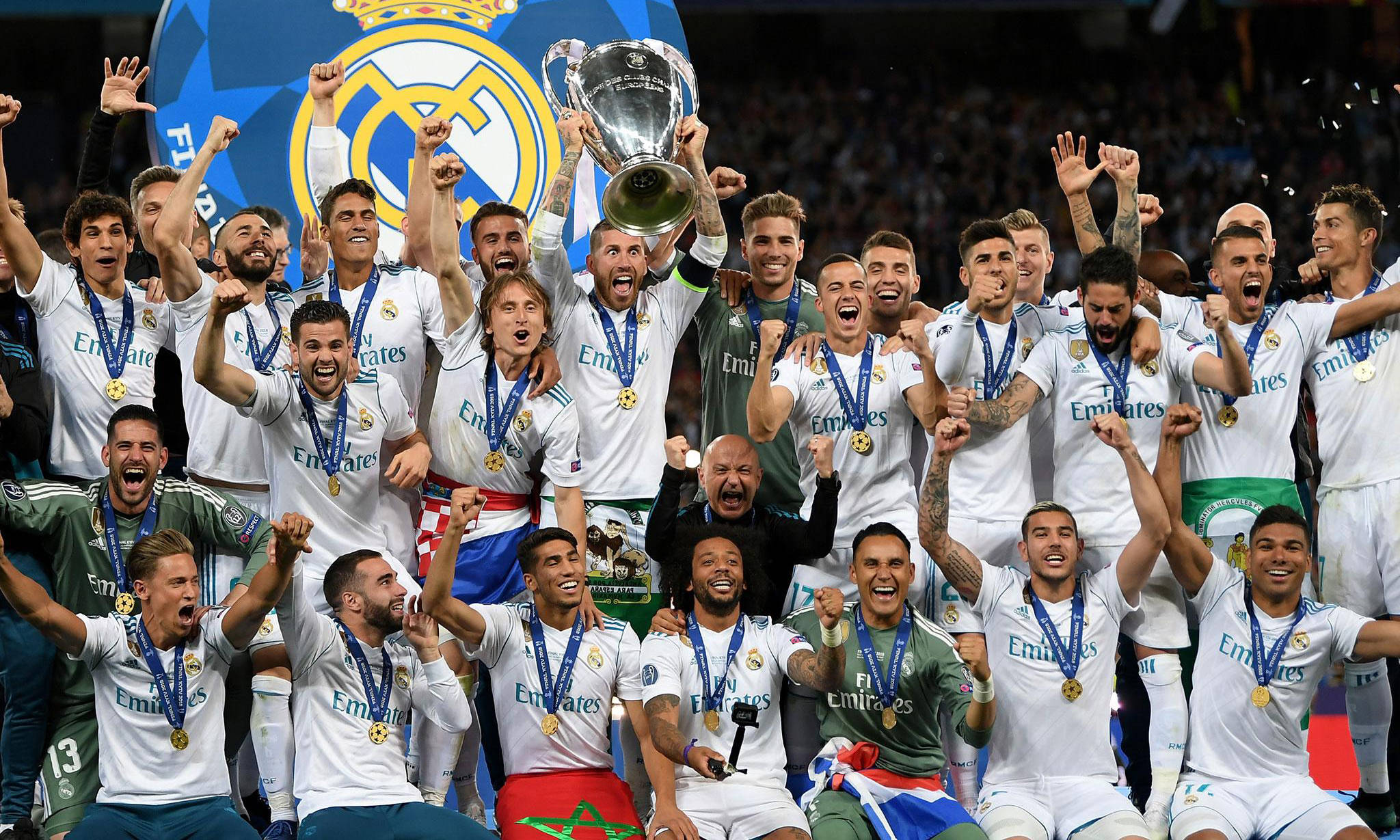 开云体育app-西甲豪门与中游球队硬仗连连，胜负难料