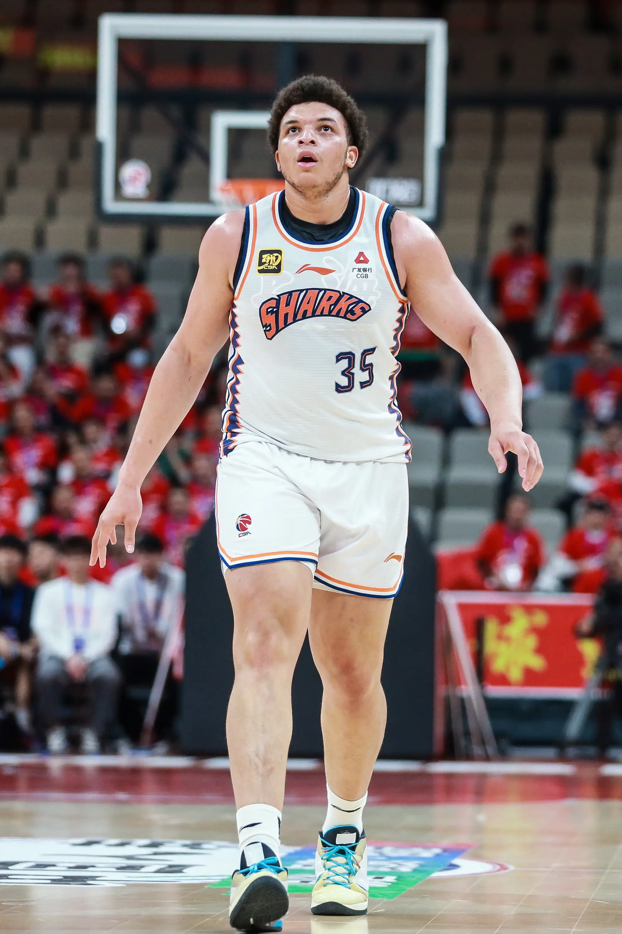 上海男篮终结江苏队连胜，正名强队之一