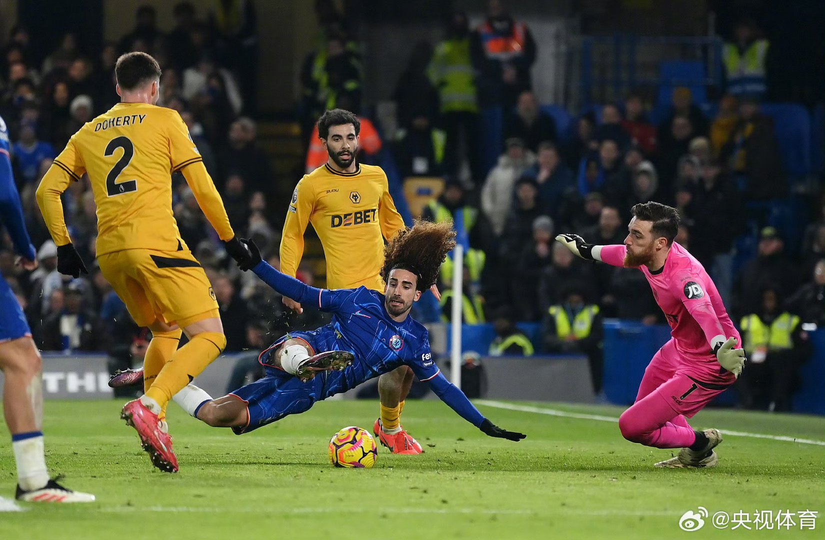 切尔西大比分战胜对手，赛季前景一片大好