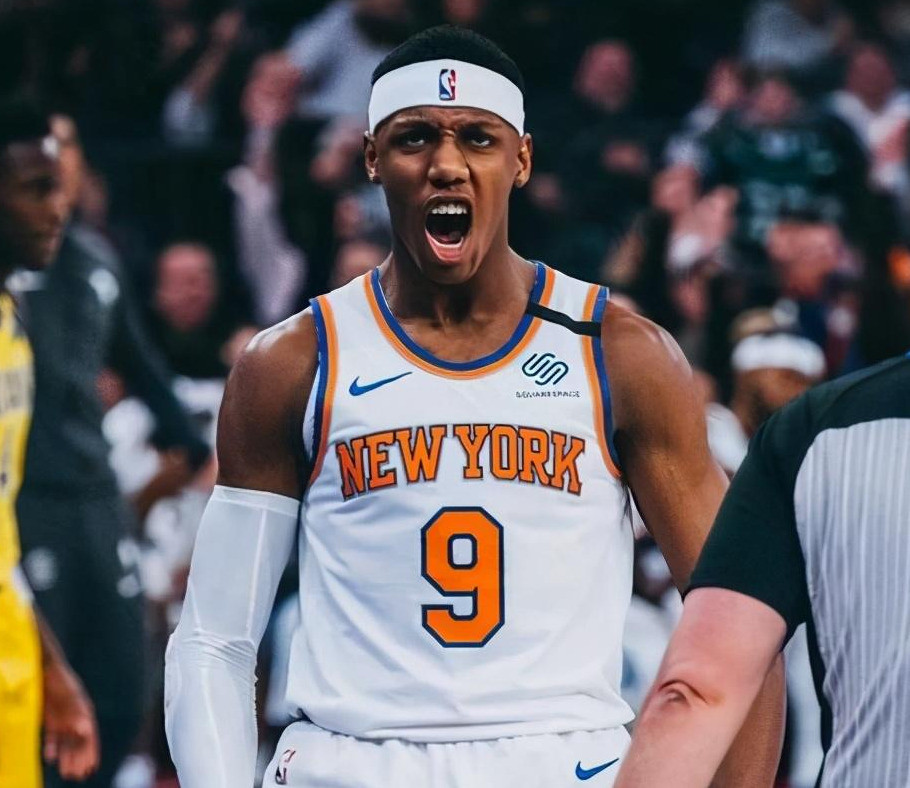 关于纽约尼克斯正式签下兰斯-史蒂芬森的信息 关于纽约尼克斯正式签下兰斯-史蒂芬森的信息