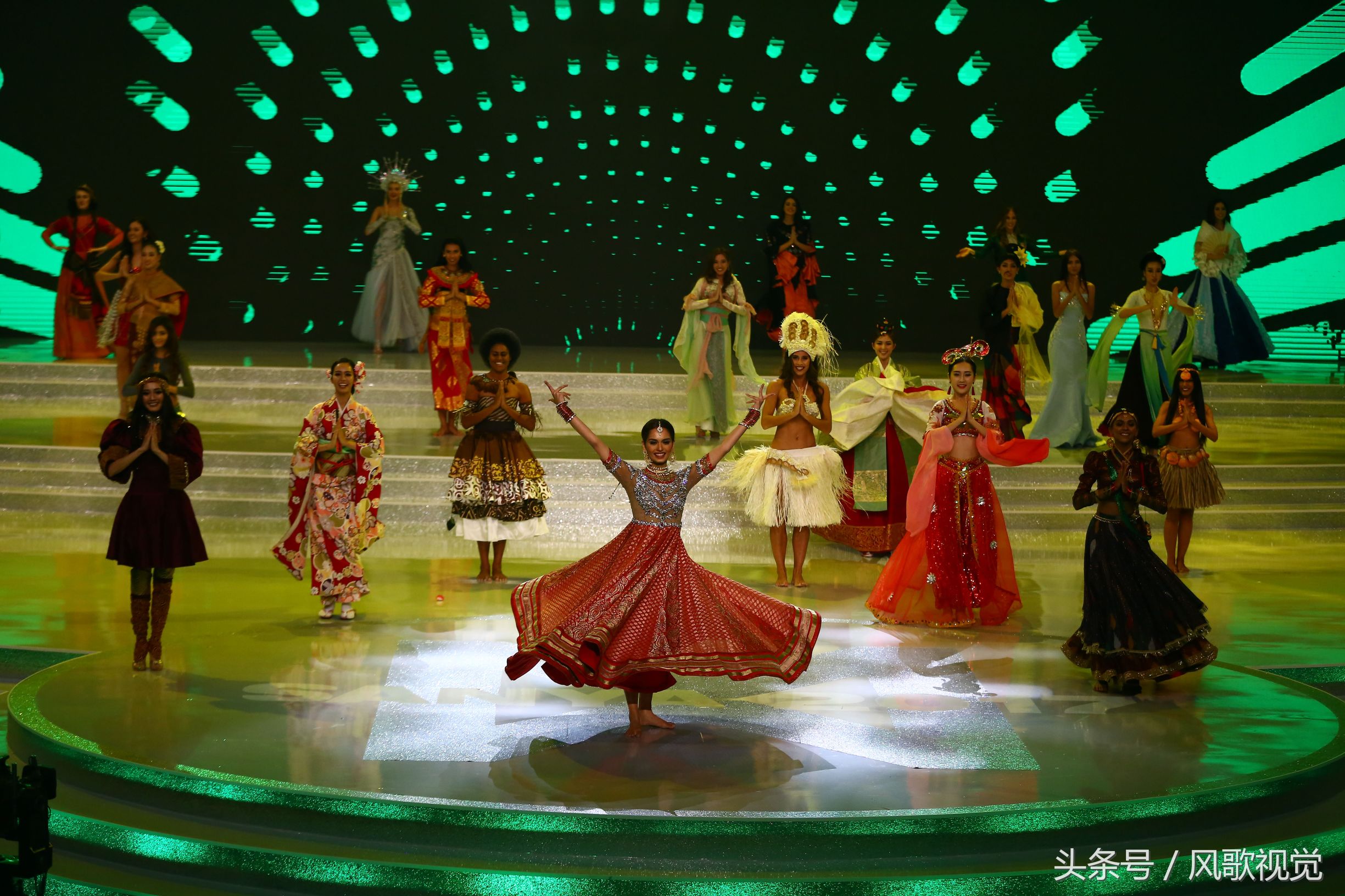 英格兰羽毛球队血洗泰国羽毛球队,陶菲克制霸全场的简单介绍 英格兰羽毛球队血洗泰国羽毛球队,陶菲克制霸全场的简单介绍