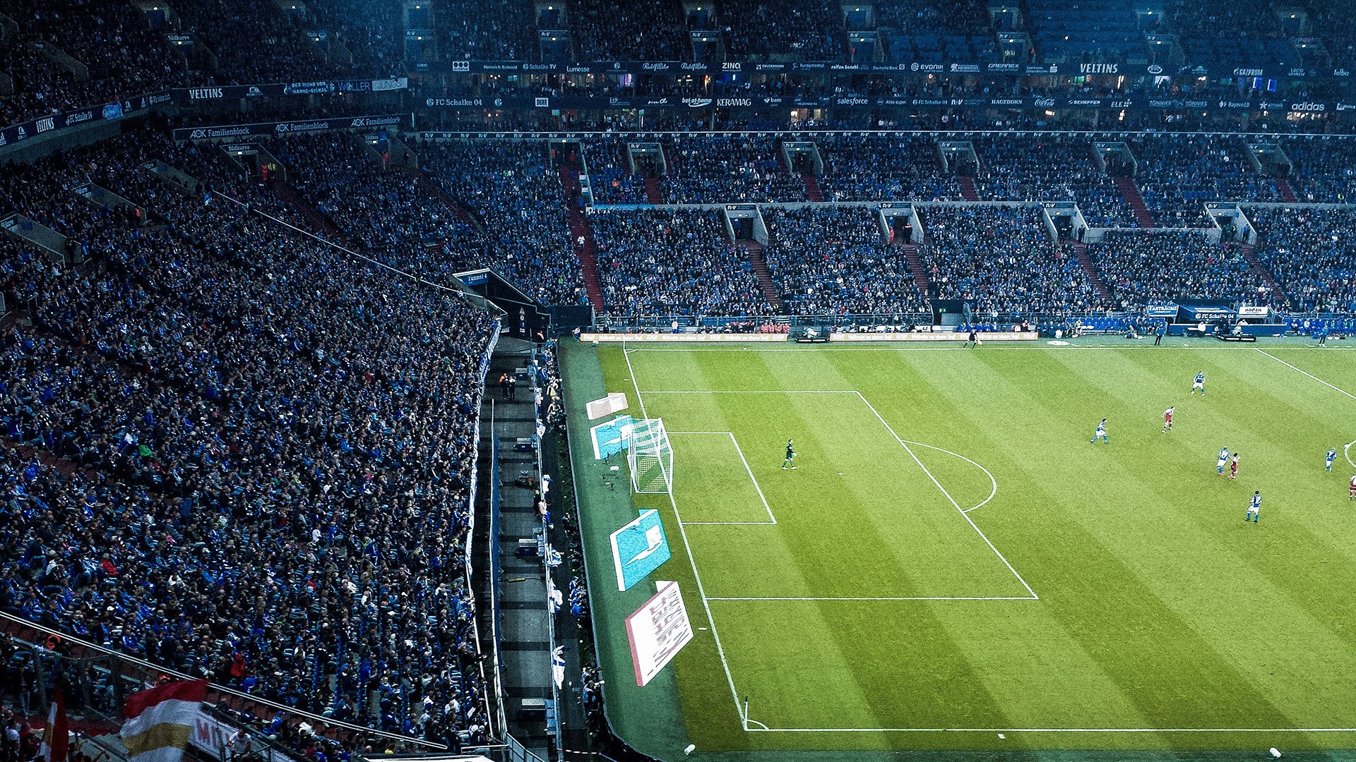 莱万率米兰重返威斯特法伦，战术革命碾压老东家多特蒙德