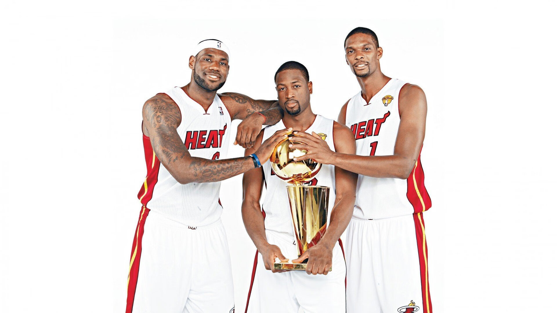 开云平台-羽球之夜的双重奏鸣，团队协作的胜利与个人英雄主义的燃烧